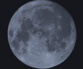 La Estación Espacial cruza la cara de la Luna en una impresionante foto -