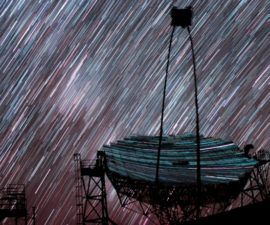 Espejo al cielo: Star Trails se refleja en el telescopio 'MAGIC' -